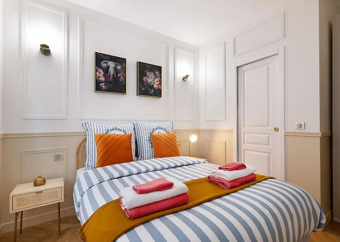 Montmartre 2 Pieces Daire